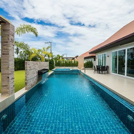 The Ville Jomtien Pool Villa-3